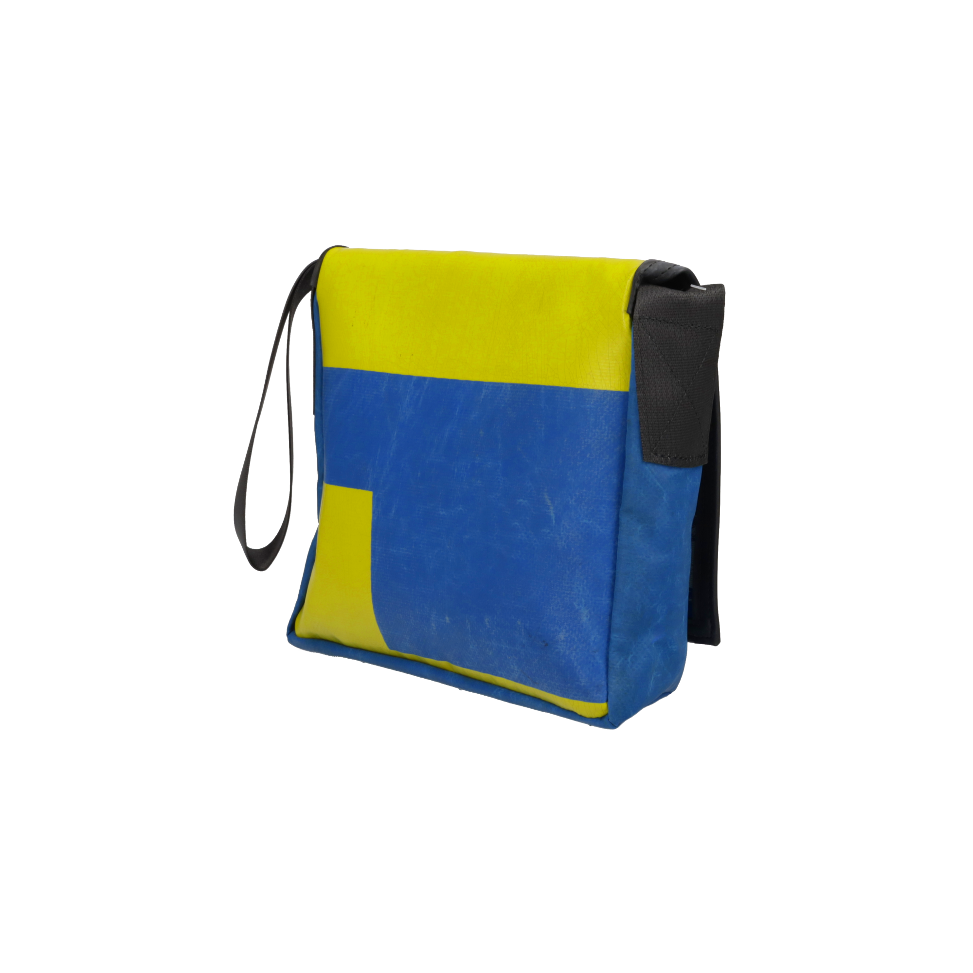 F11 LASSIE | 053317 | FREITAG