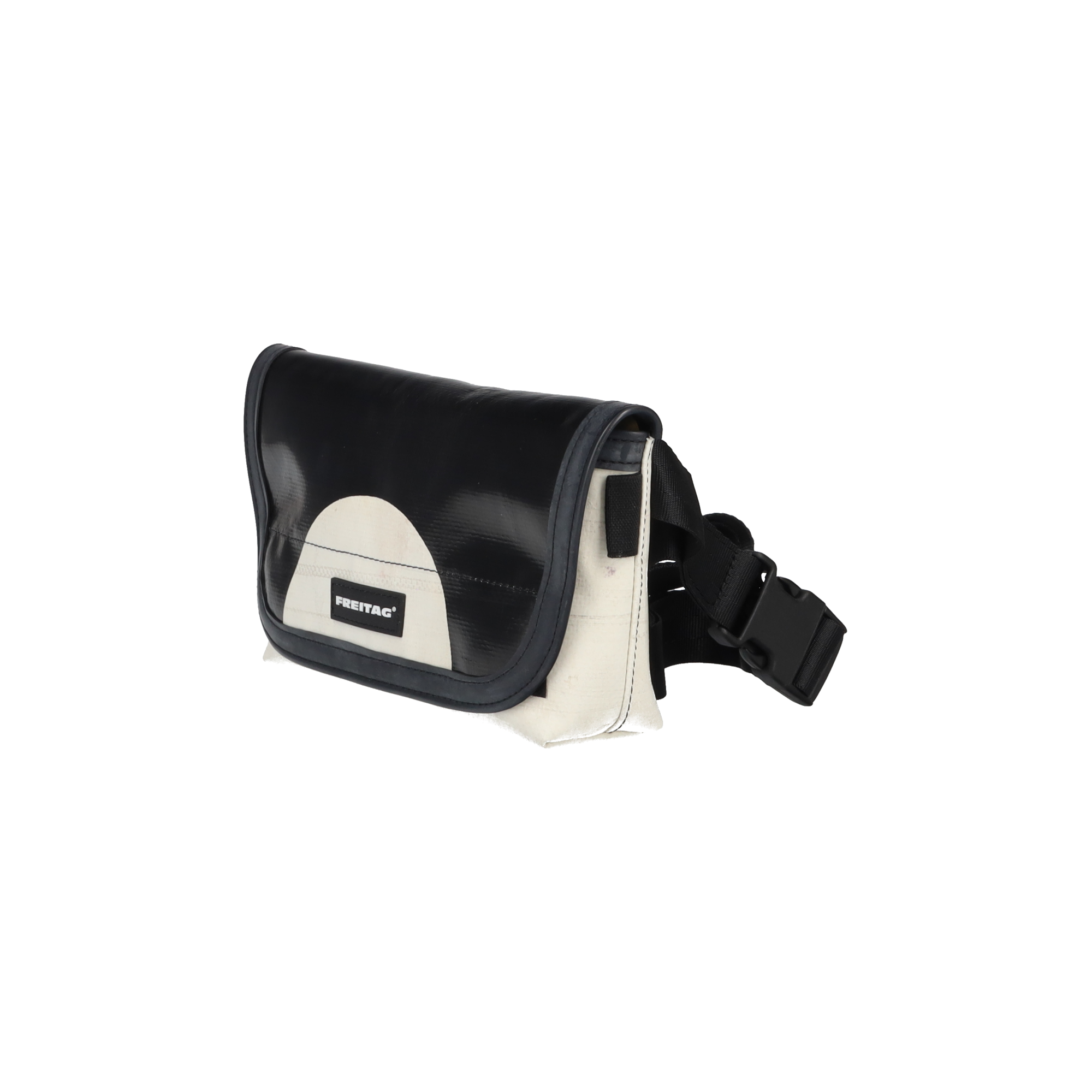 F40 JAMIE | 117950 | FREITAG