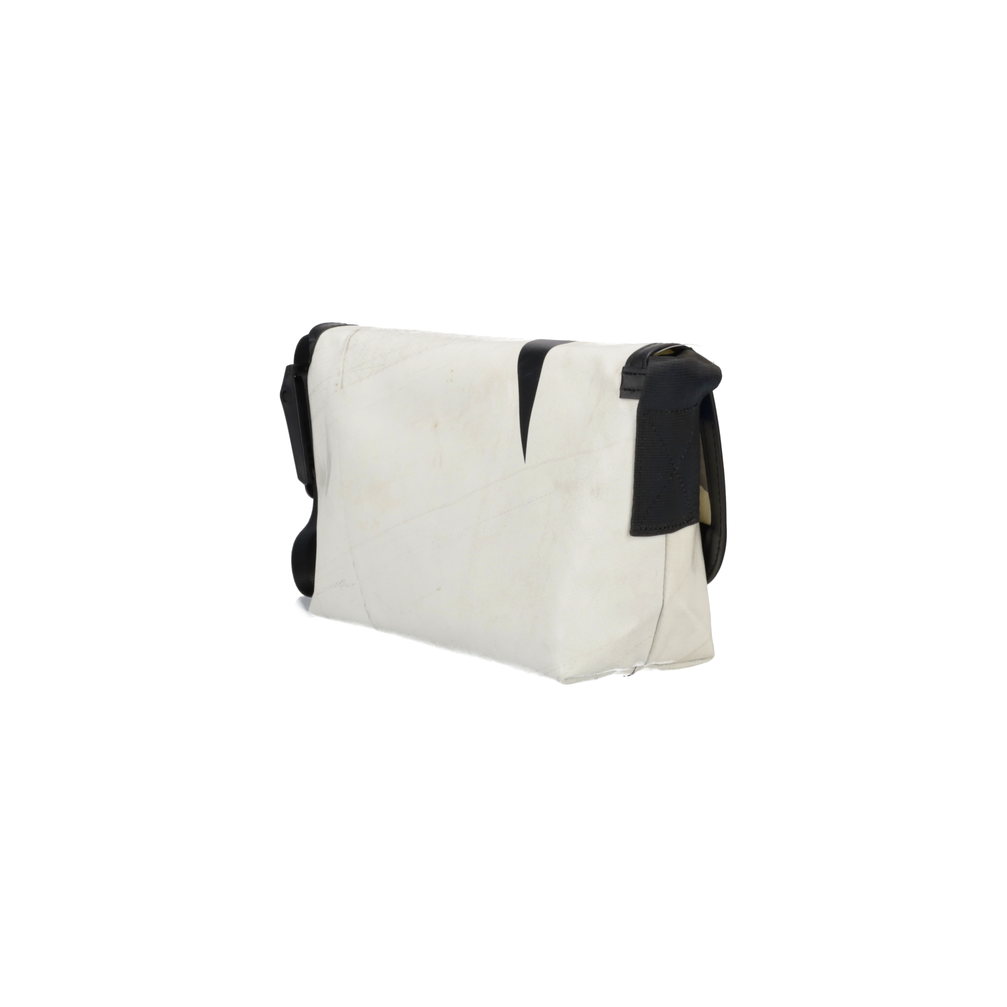 FREITAG ショルダーバッグ アイボリー F41 HAWAII FIVE-0 F41 HAWAII FIVE-0 | 206939 | FREITAG