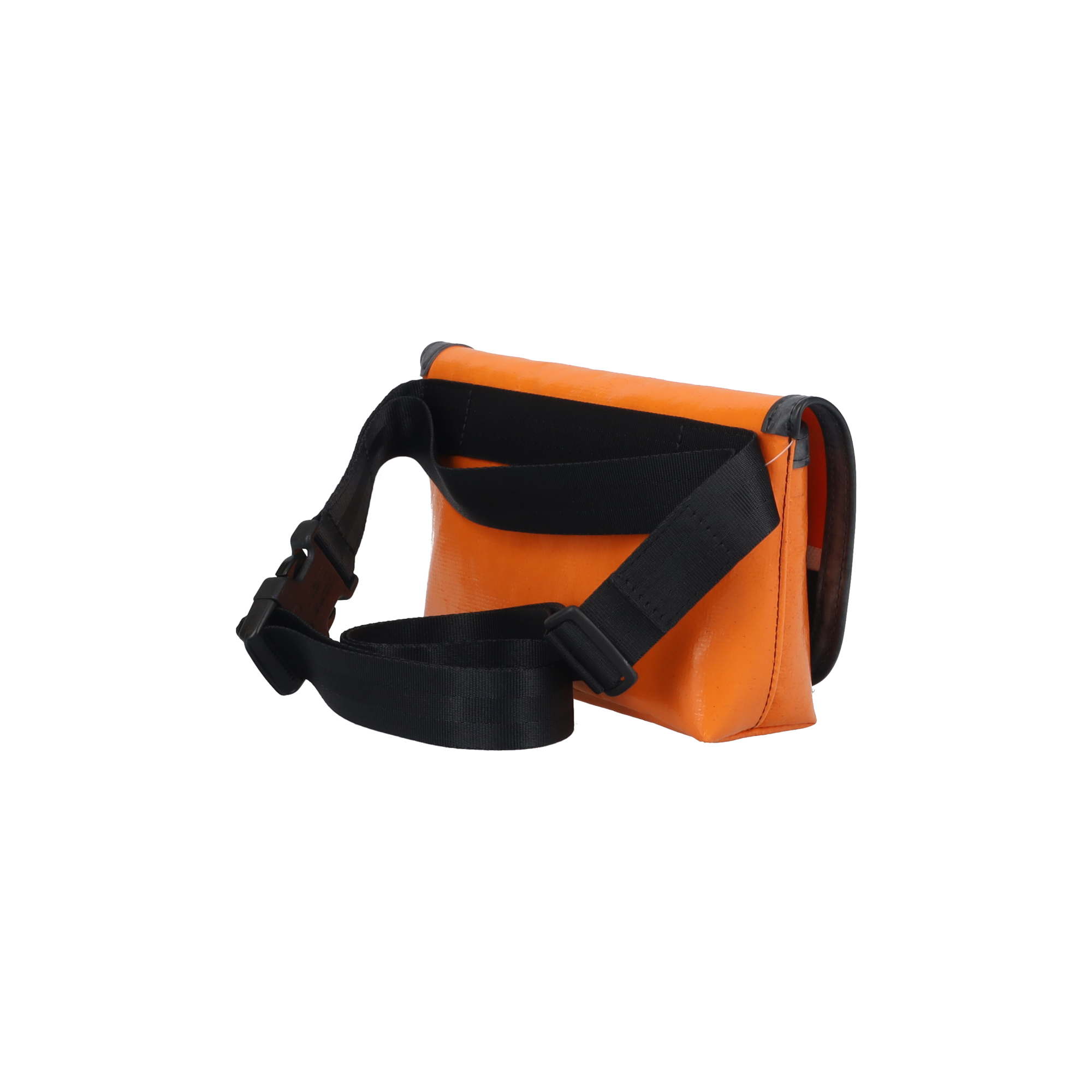 F40 JAMIE | 244647 | FREITAG