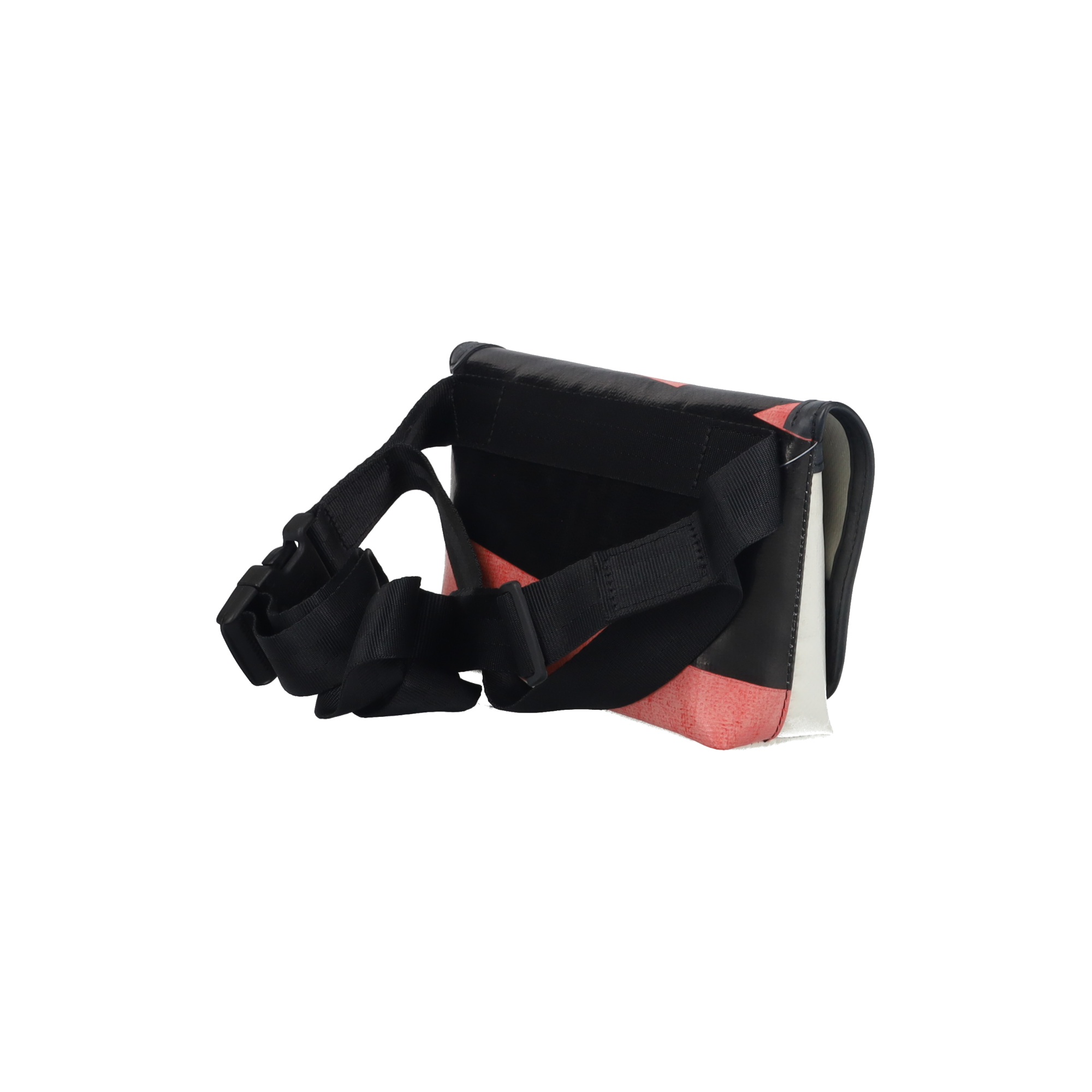 F40 JAMIE | 245884 | FREITAG
