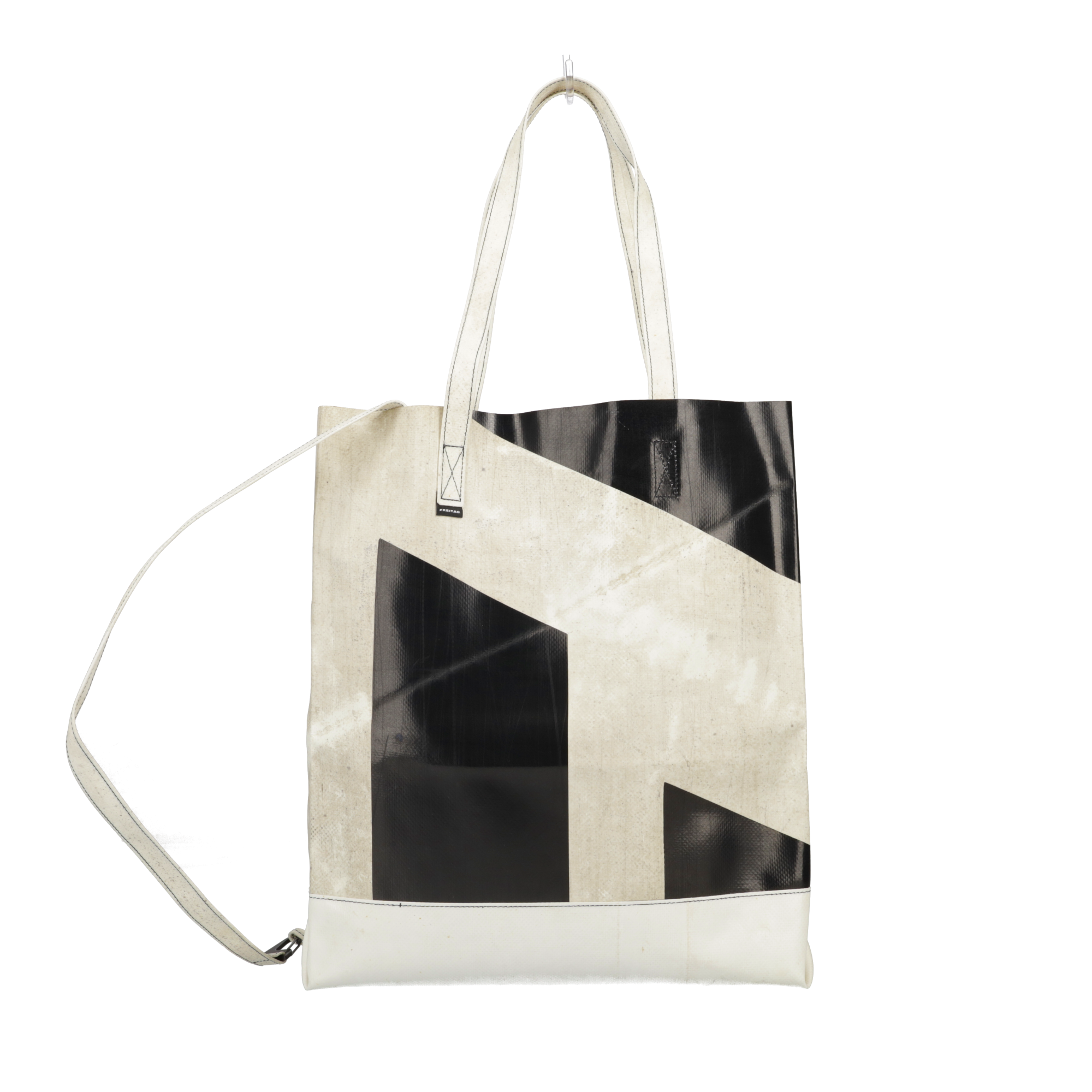 F262 JULIEN | FREITAG